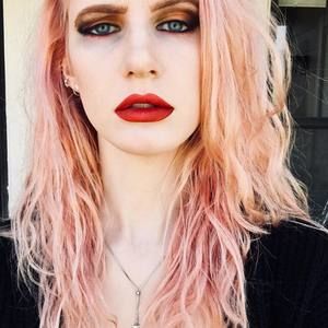 Meet your Posher, Jarrah chaye